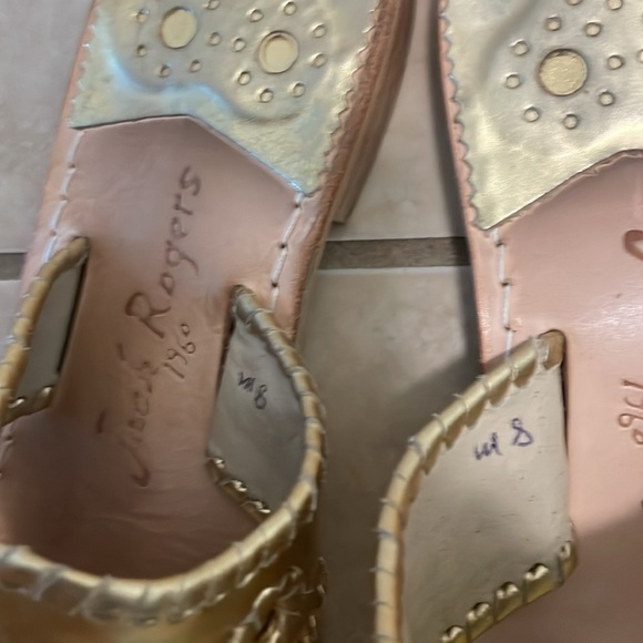 Jack Rogers Hamptons Flat gold size 8m sandals EUC - Picture 9 of 13